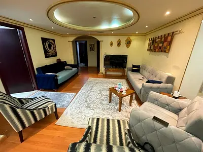 For sale: 3 rooms and a living room, great location, amazing price, with a back view