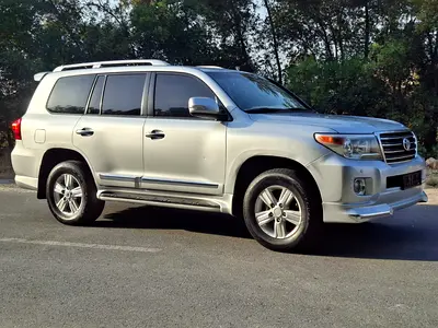 2015 Toyota LAND CRUISER 照片 2