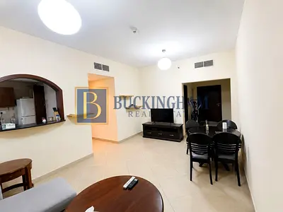 Spacious 1BR | Skyline View | Balcony