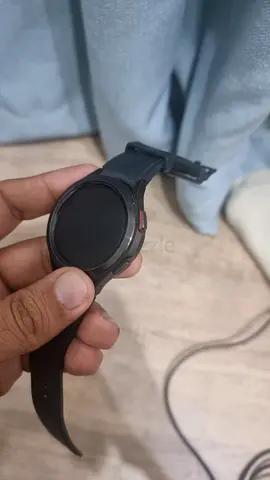 Used Samsung Galaxy Watch 4 (black) - good working condition