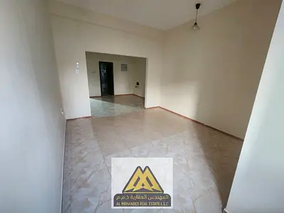أكبر المساحات | تاني صف من الكورنيش | بلكونة مميزة | تكييف سبليت | موقع فاخر بالقرب من قصر باهي عجمان | قريب من جميع الخدمات والمرافق