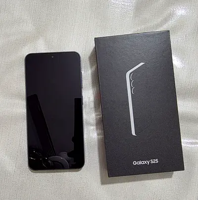 Samsung Galaxy S25, Black, 512GB, Opened but never used, Brand New with Box, with case
