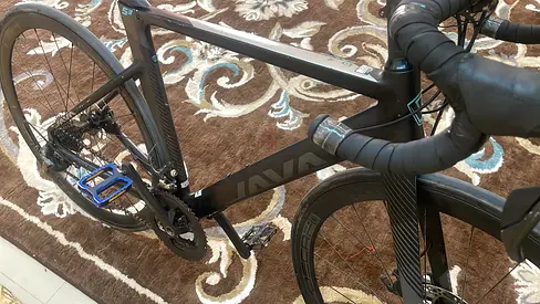 Used Java Carbon Road Bike - Lightweight Frame, Disc Brakes