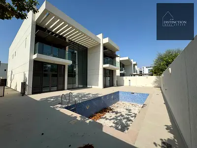 Prestigious 4-Bedroom Villa for Rent | Luxury Living