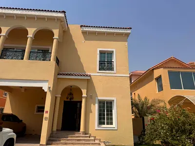 Luxury Apartment with Pool View and Prime Connectivity