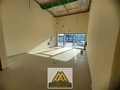 Commercial space, area: 643 sq ft. Prime location on a main street, easy access and busy commercial