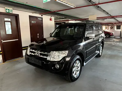 Mitsubishi Pajero 3.5L GCC 2014 Original Paint Full option in Excellent Condition