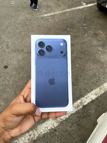 Iphone 17 pro max 512GB HK Blue