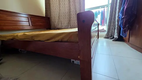 Queen Bed with double coat Mattress 150×200cm - Good condition