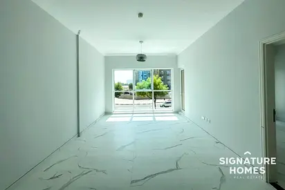 Fully Upgraded | 1 Bed with Study | Boulevard View