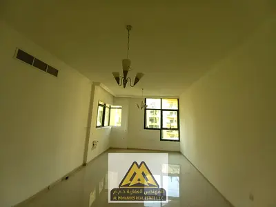 غرفتا نوم صالة كبيرة مطبخ كبير منفصل 2 حمام بلكونة الطابق الثامن المساحة: 1,566 قدم² تصميم عملي ومساحات واسعة تفاصيل الاستثمار