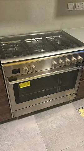 Bosch series 8 gas with electric oven stove same like new perfect working very clean free delivery