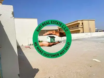 15000 sqft, Yard for Rent in UMQ