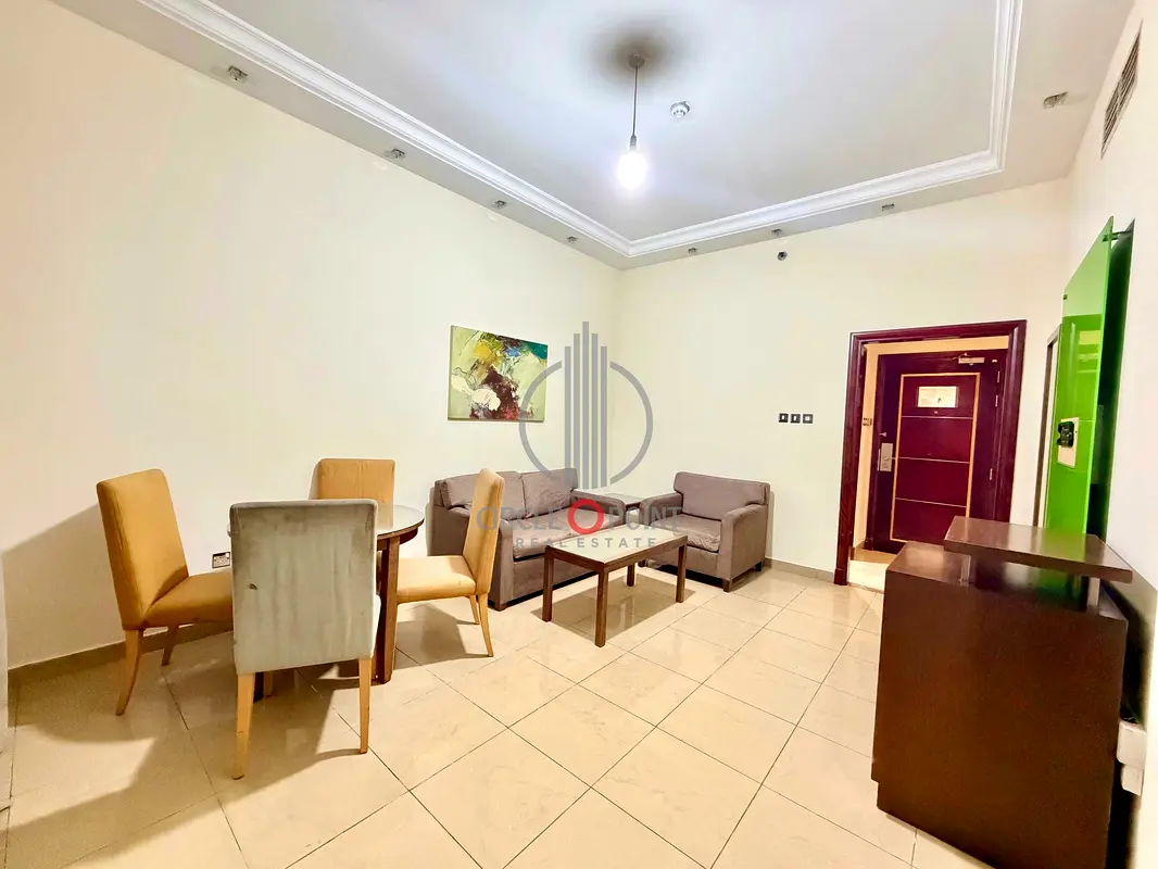 FULLY FURNISHED 1BHK - NEAR MALL & METRO STATION - PRIME LOCATION READY TO MOVE