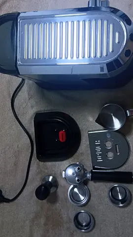 DeLonghi Dedica Arte EC885