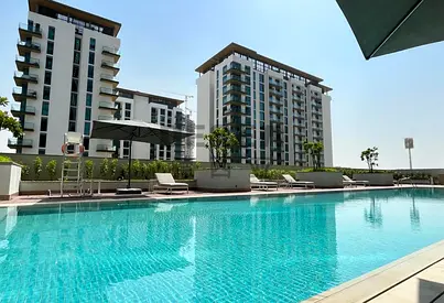 PRIME LOCATION - BIG LAYOUT - AMAZING COMMUNITY