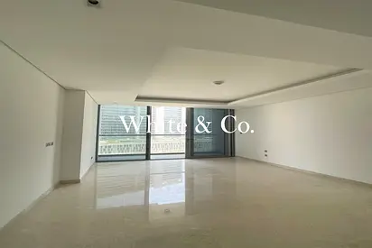 Prime location | Vacant | Luxury living