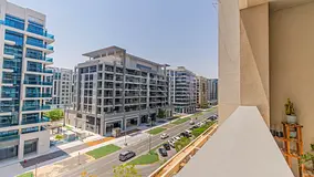 Bright Modern 2BR Apt | Tenanted | Beach Access
