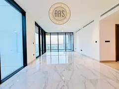 Huge layout | High end finishing | Brand New |