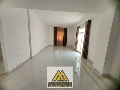 غرفتين ماستر + صالة روف خاص 3 حمامات مساحة واسعة ومريحة تصميم عملي ومميز تشطيب جيد