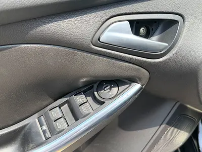 2014 FORD FOCUS photo 16