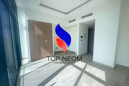 Huge Size Studio | pool view | Prime Location |