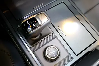 صورة 12 لـ 2024 GMC HUMMER