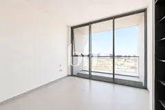 Beautiful 2BR Apartment | Big Balcony | Park View