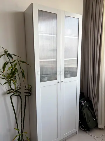 BRAND NEW White tall cabinet with frosted acrylic doors - Excellent condition!
