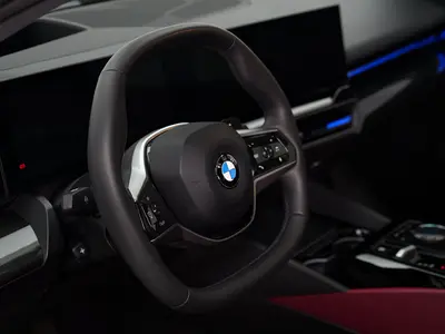 BMW 5 Series 520i, миниатюра 9