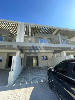 3BR Villa | Camelia Townhouse | Multiple Balcony Views