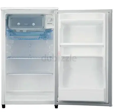 Compact Single Door Refrigerator with Freezer Compartment