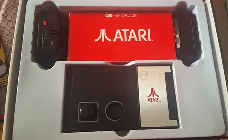 RETRO VIDEO GAME SYSTEM