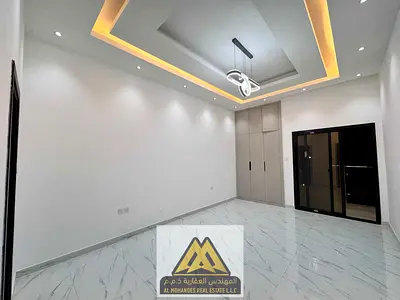 للإيجار فيلا تاون هاوس مميزة في الحليو، بتصميم عصري ومساحات واسعة تناسب العائلات الباحثة عن الراحة والخصوصية، مع جاهزية كاملة للسكن