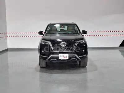 2021 Toyota FORTUNER 照片 2