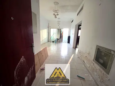 2 Master Bedroom Apartment with 3 Bathrooms and Large Balcony Open View Near Orient Towers
