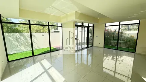6 Bedrooms | Private Garden | Spacious Living Area | Prime Location