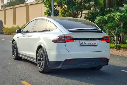 2023 Tesla MODEL X — фото 8