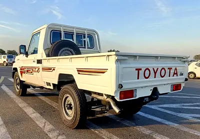 2026 Toyota LAND CRUISER — миниатюра 5