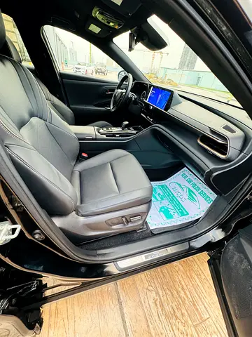 2025 Toyota CROWN 照片 10