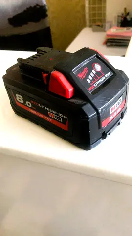 Milwaukee M18/8.0Ah Battery