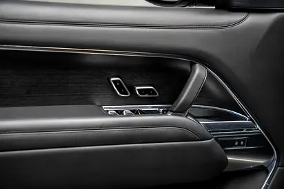 2023 LAND Rover RANGE ROVER — миниатюра 8