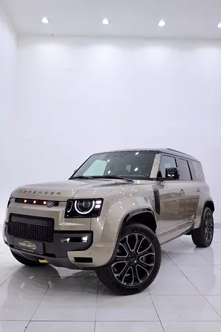 DEFENDER 110 OCTA P635 - V8 - FULLY LOADED