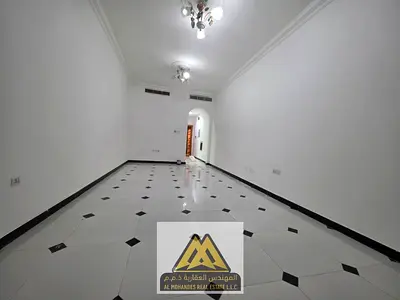 استديو ملكي فاخر للإيجار السنوي في الروضة 3 - عجمان (مطبخ منفصل وبلكونة ممتازة، تكييف مركزي بتسهيلات 4 دفعات في موقع استراتيجي على شارع الخرطوم