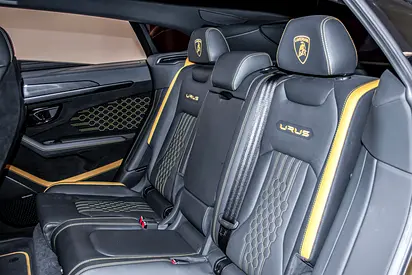 2023 Lamborghini URUS — миниатюра 16