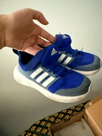 Boy shoes