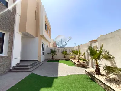 # 🏡 فيلا أنيقة بأربع غرف نوم | مطبخ على الطراز الأمريكي | مساحة معيشة عائلية واسعة | الطي | ١٤٠ ألف درهم إماراتي