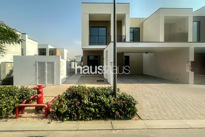 Brand new | Large Plot | Area Expert