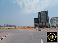 Residential and commercial plot (G+35), second plot off Sheikh Maktoum bin Rashid Street, freehold