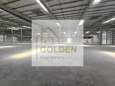 A warehouse with high operational specifications and a strategic location on three main streets, designed to meet the needs of large industrial, logistical and storage activities, and fully ready for